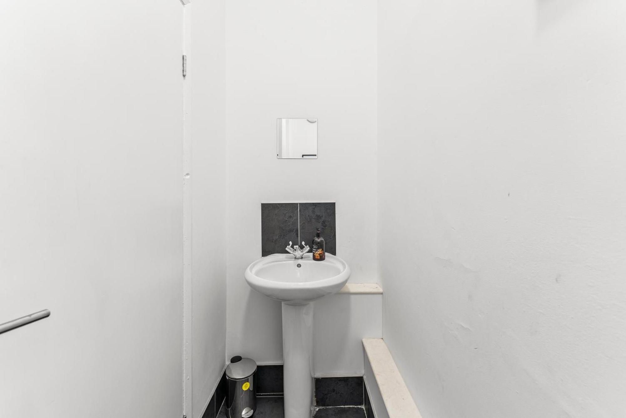 20 Percent Off! Stylish Sheffield Abode Sleeps 12 Apartment Exterior photo